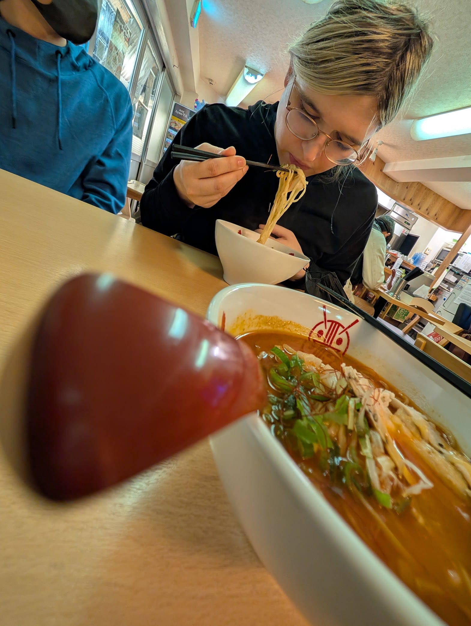 Vivi eating ramen