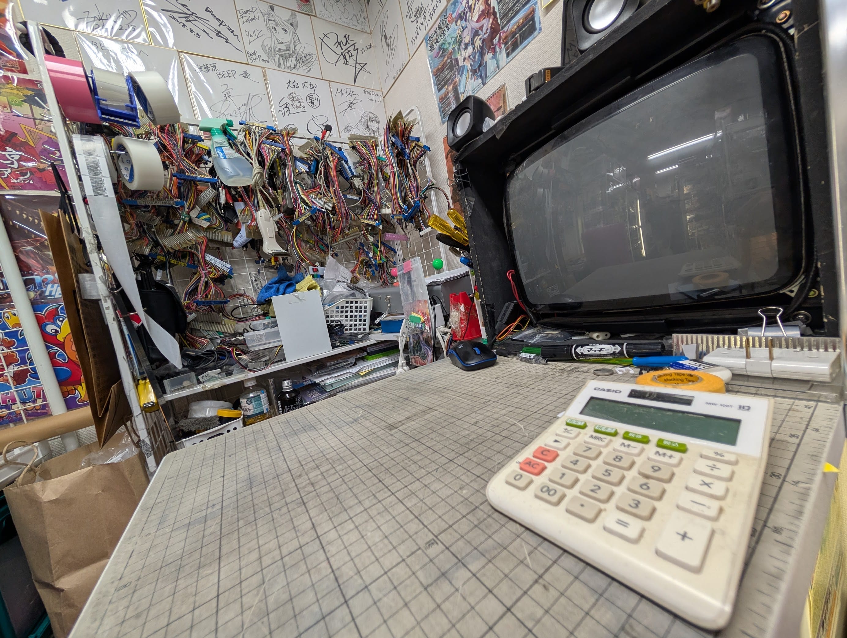A workbench at BEEP Akihabara