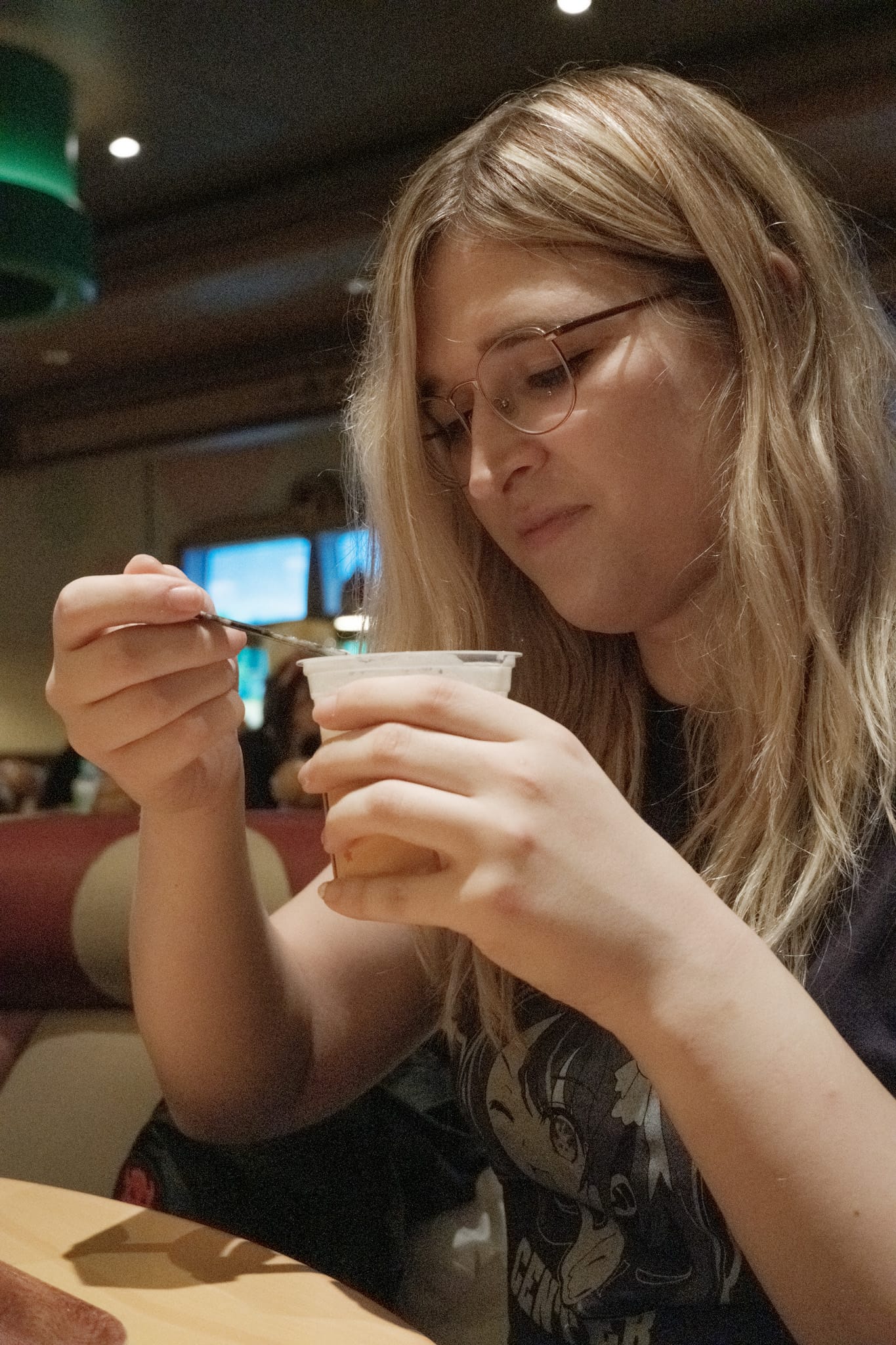 Vivi eating something